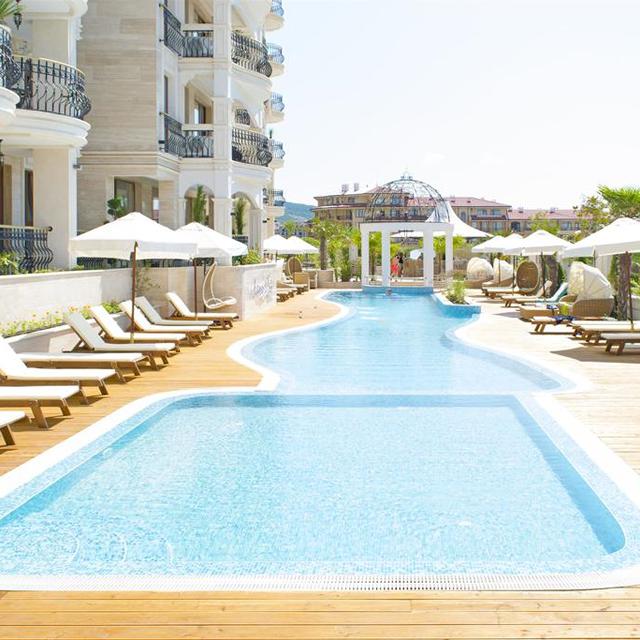 Harmony Suites - Saint Vlas