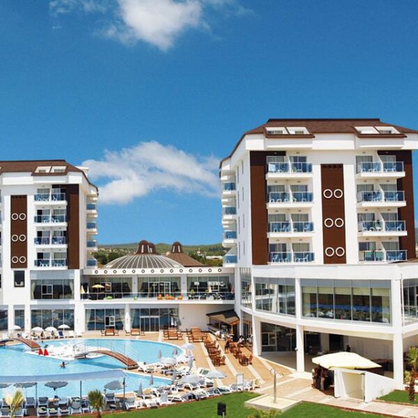 Cenger Beach Hotel