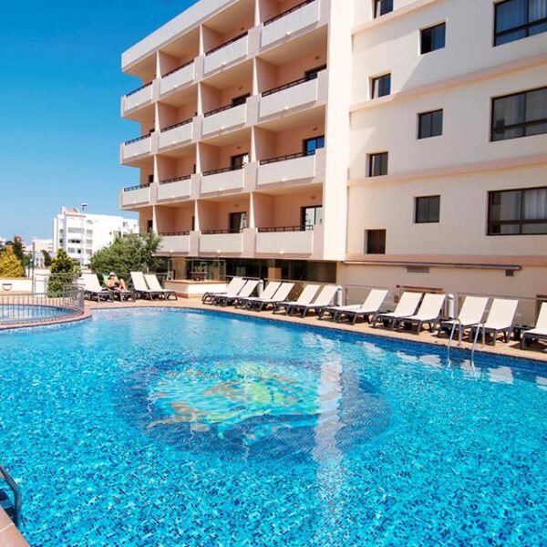 Invisa Hôtel La Cala
